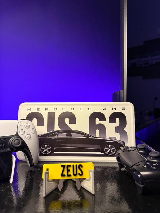 ZEUS KEYCHAIN